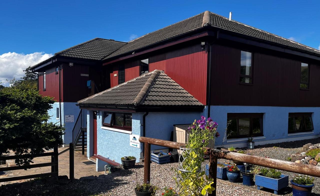 Snowgoose Apartments & Bunkhouse Fort William Eksteriør billede
